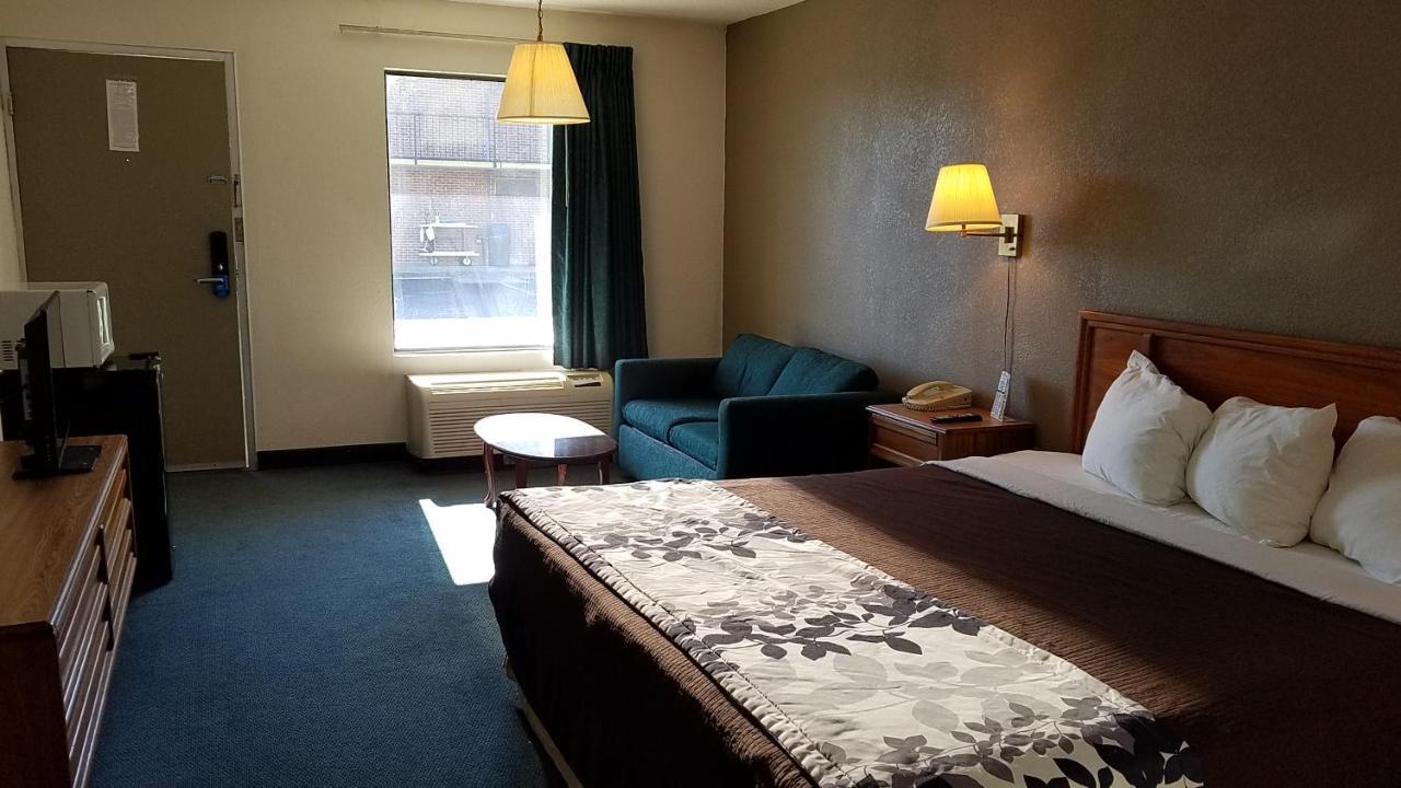 Travelers Inn & Suites サムター エクステリア 写真