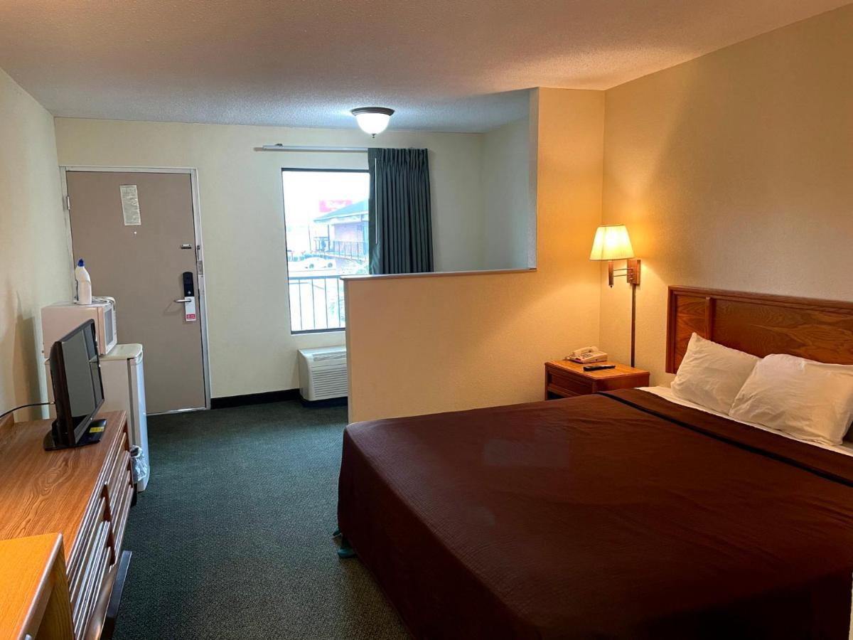 Travelers Inn & Suites サムター エクステリア 写真